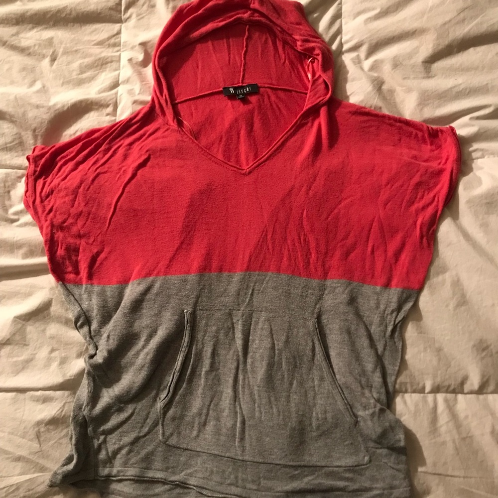 Medium coral/grey short sleeve hoodie top